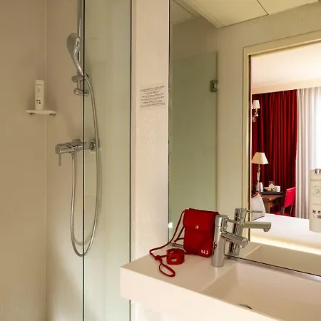 Hotel Des Deux Continents