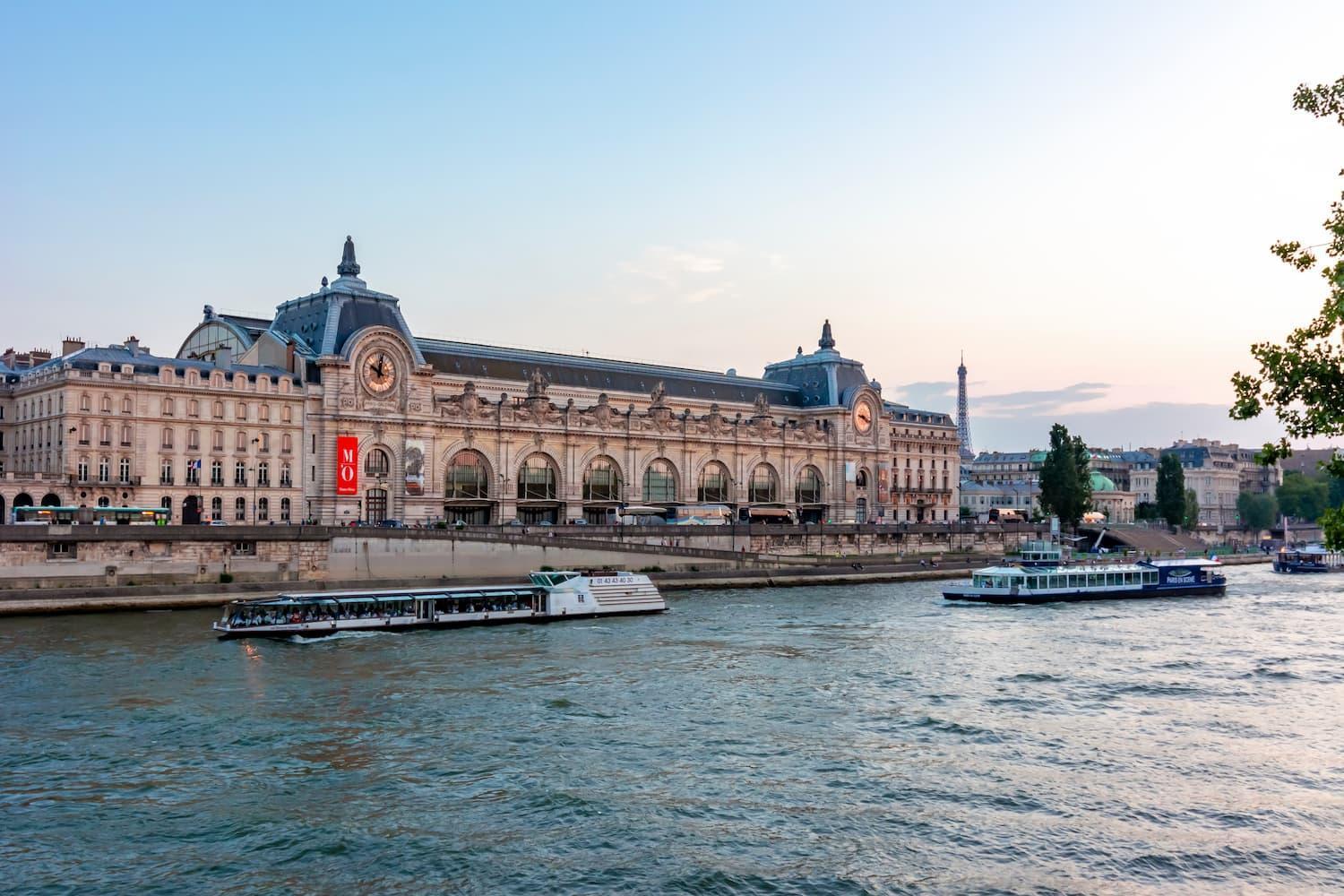 Des Deux Continents Parigi