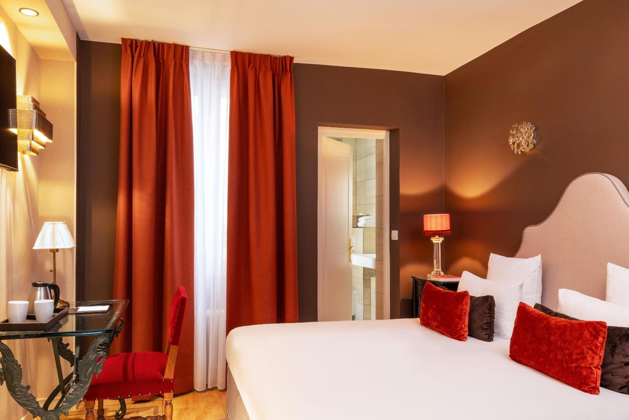 Des Deux Continents Hotel Paris