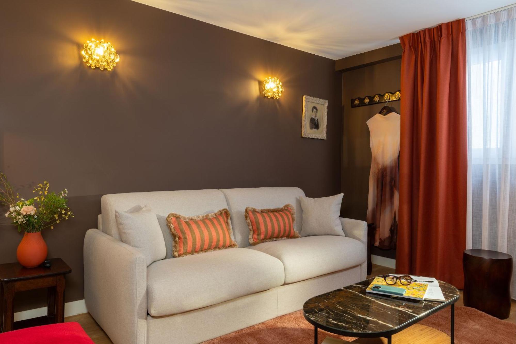 Des Deux Continents 3* Paris