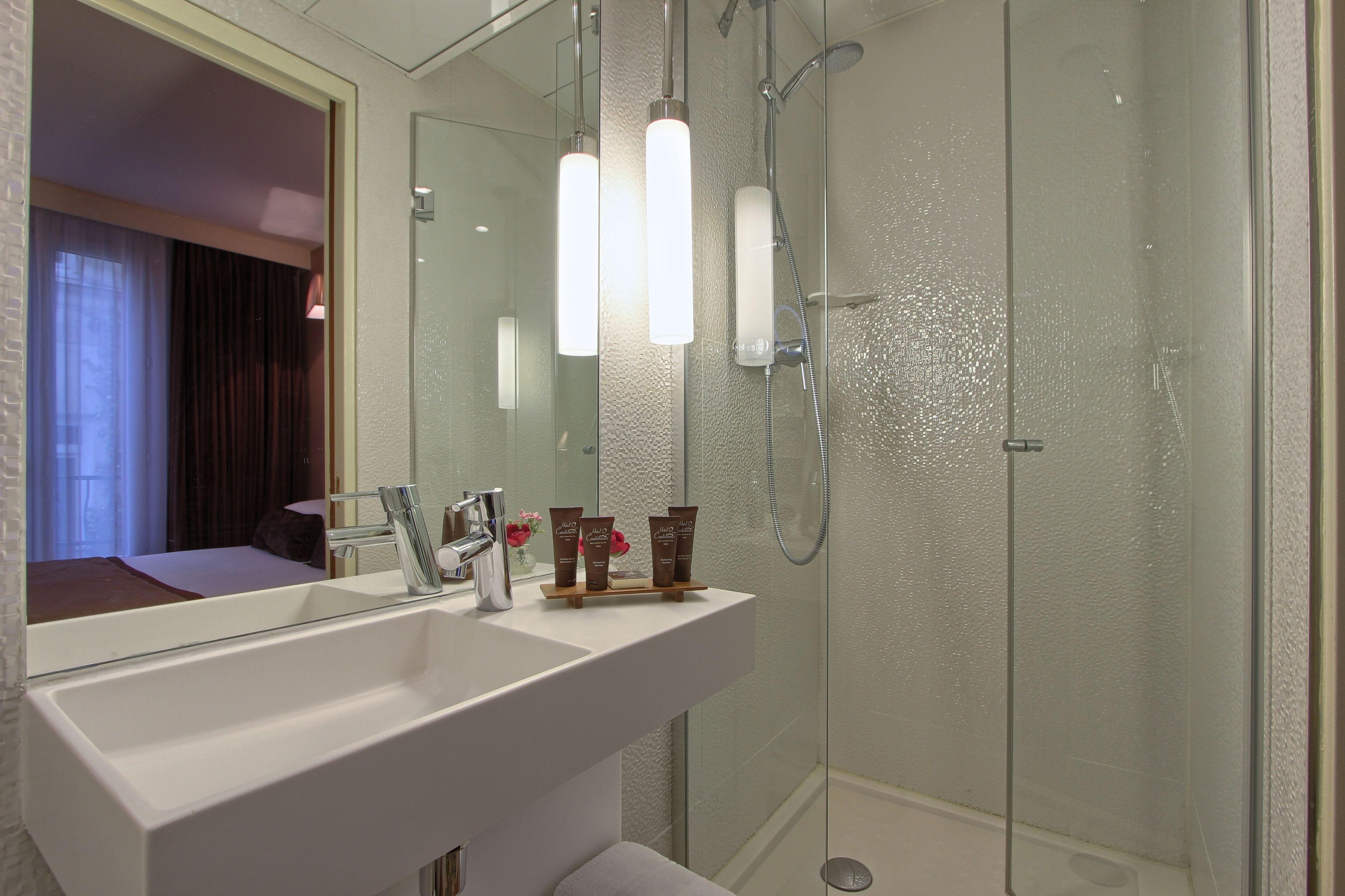 Des Deux Continents 3* Paris