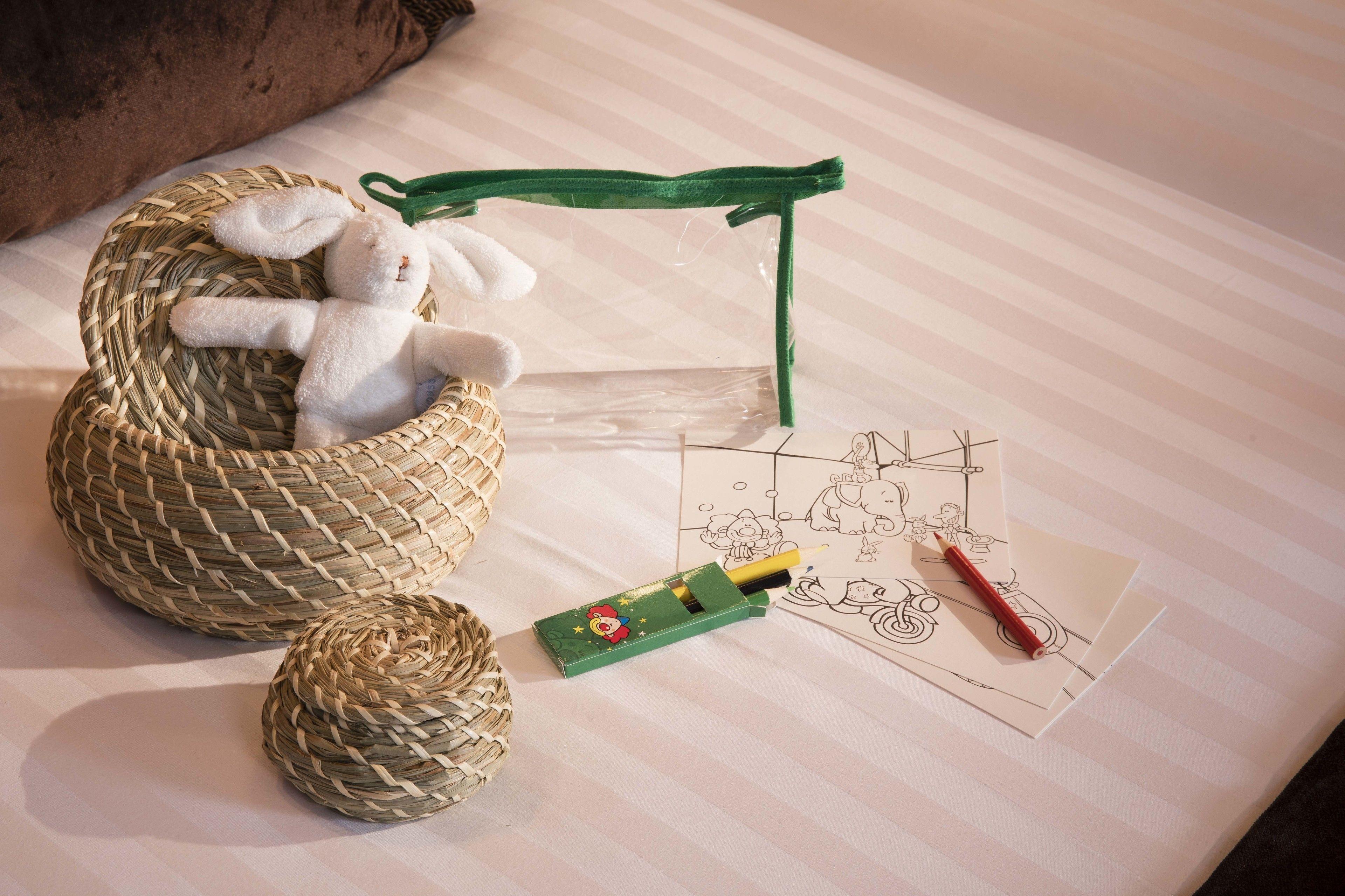 Des Deux Continents Hotel Paris