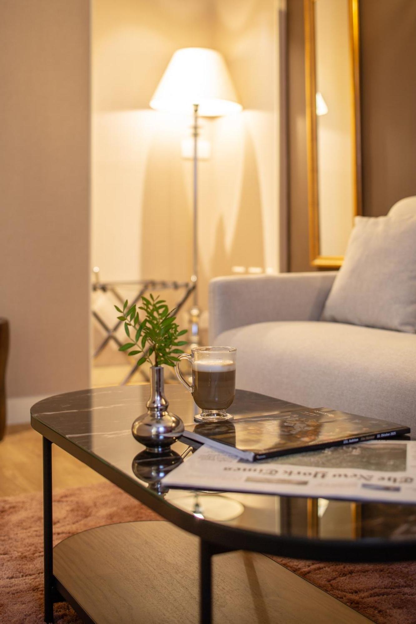 Hotel Des Deux Continents