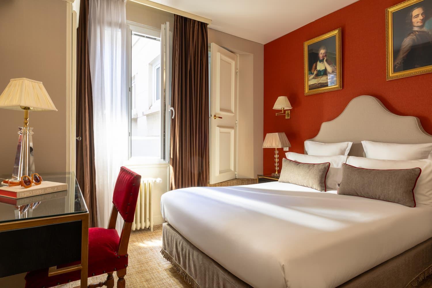 Hotel Des Deux Continents Paris